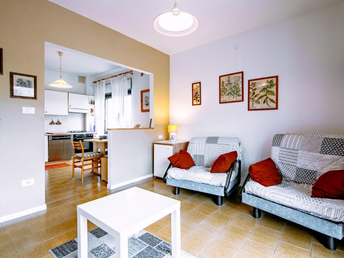 Apartment Deval-1 By Interhome カルチェラーニカ・アル・ラーゴ エクステリア 写真